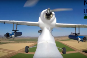 El gobierno de EE.UU. dispara miles de polillas desde un drone