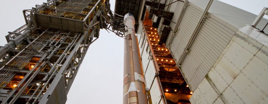 Cohete AtlasV con WorldView-4 abordo